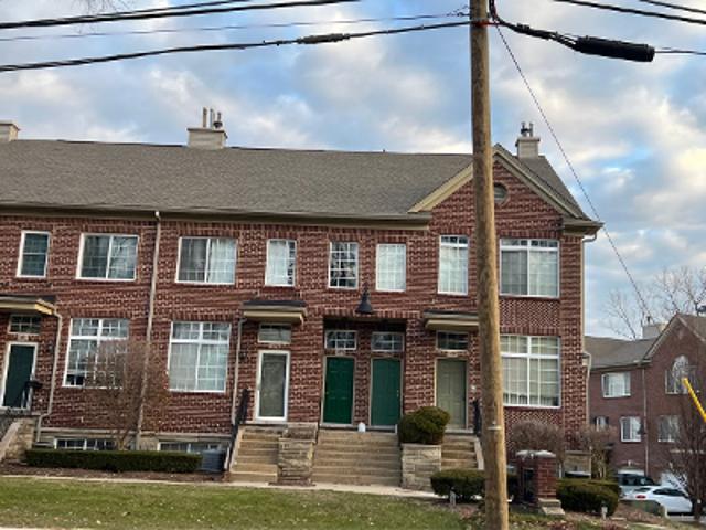 Condo for sale in Walled Lake, Michigan