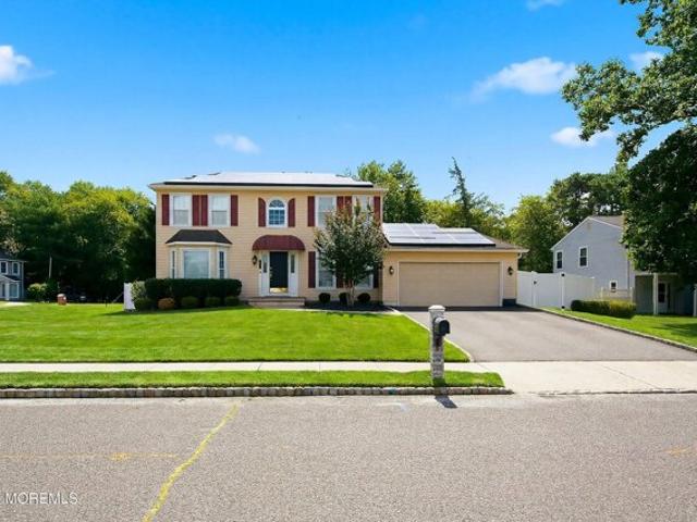 House for sale in Heritage Pointe, Howell Township