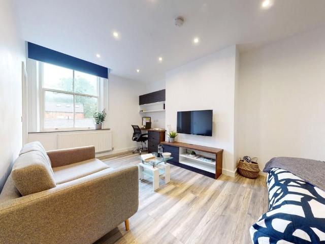 Studio for rent in Beddington, Greater London