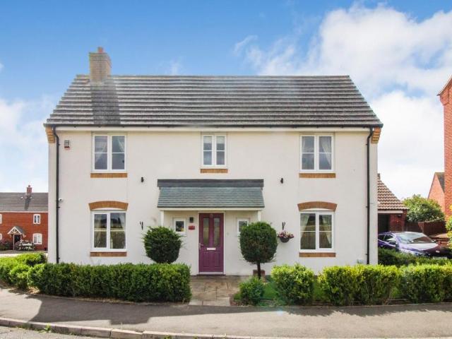 House for rent in Woodlands Park, Bedford