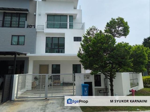 House for sale in Seksyen U13, Shah Alam