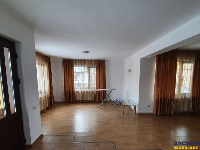 Casă închirieri în Brașov