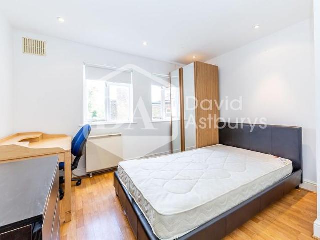 Apartment for rent in Archway, Greater London