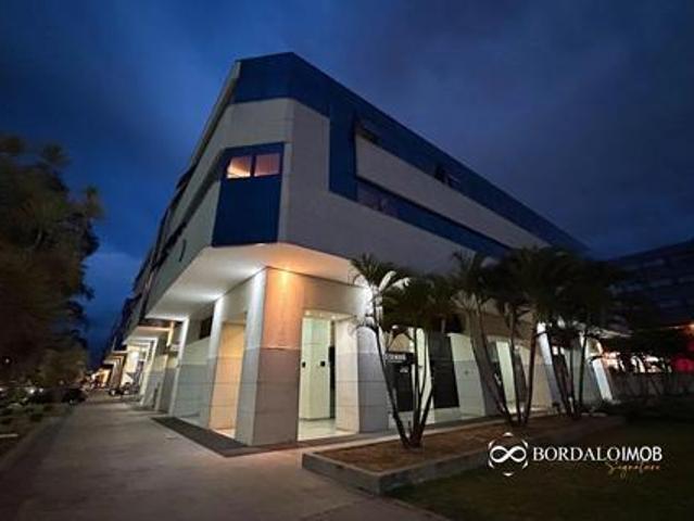 Apartamento venda em Região Geográfica Imediata do Distrito Federal, Região Integrada de Desenvolvimento do Distrito Federal e Entorno