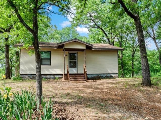 House for sale in Malakoff, Texas