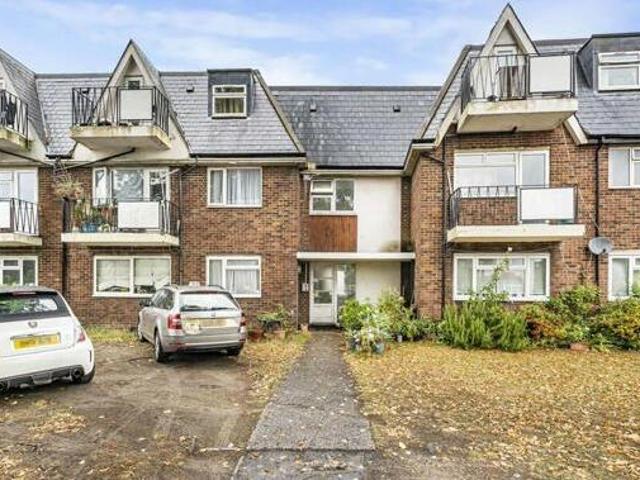 House for sale in Addlestone, Runnymede