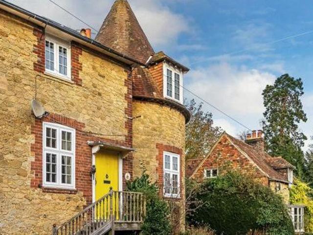 House for sale in The Butts, Kent