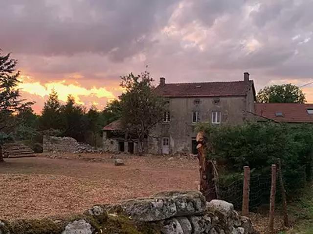 Maison vente à Aubusson, Crocq