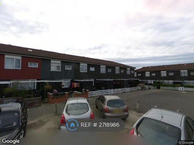 Room for rent in Totteridge, Greater London