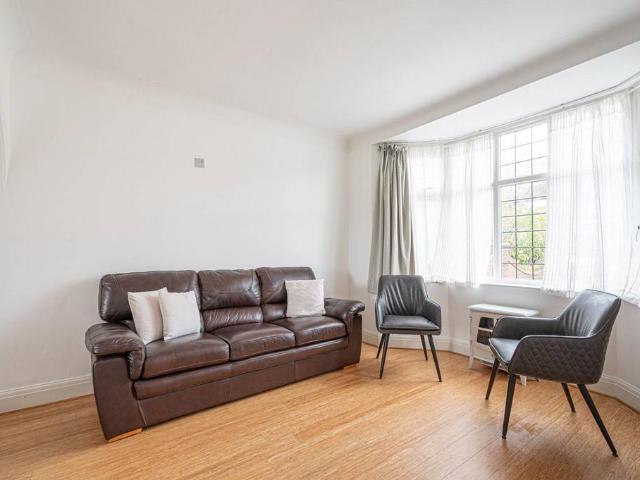 House for rent in London Borough of Barnet, Greater London