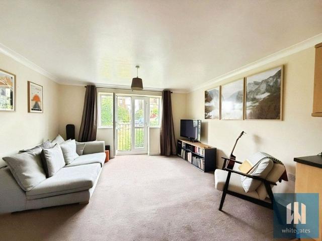 Apartment for rent in Rastrick, West Yorkshire