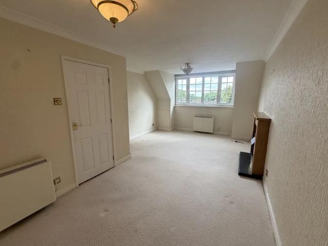 Room for rent in Marsh, Lindley
