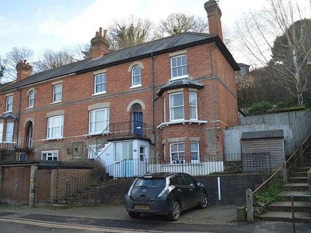 House for rent in Holloway Hill, Fole