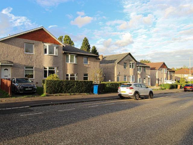 Apartment for rent in Croftfoot, Glasgow