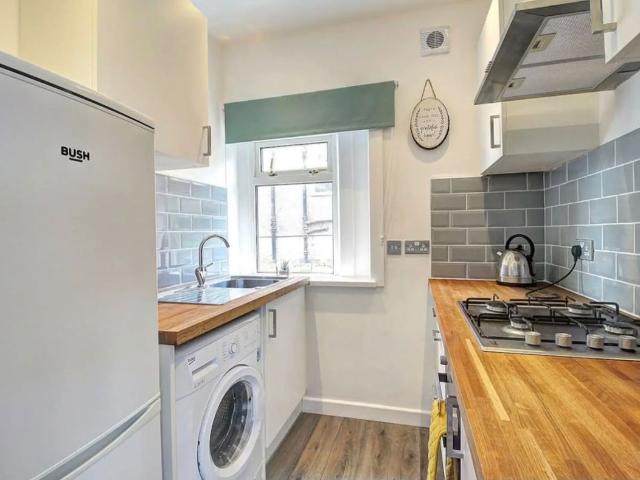 Apartment for rent in Croftfoot, Glasgow