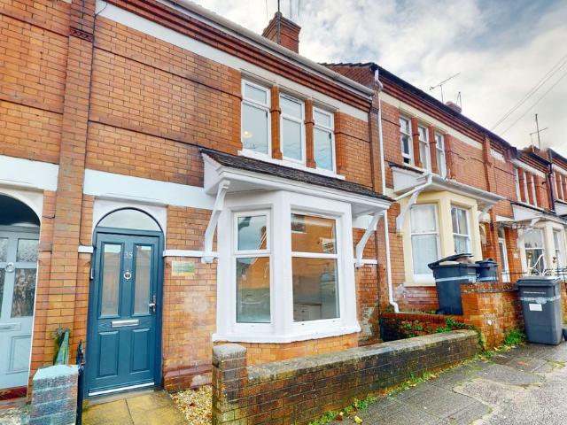 Room for rent in Yeovil, Somerset