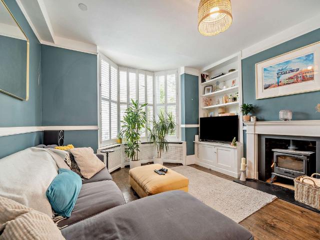 Apartment for rent in Denmark Hill, Greater London