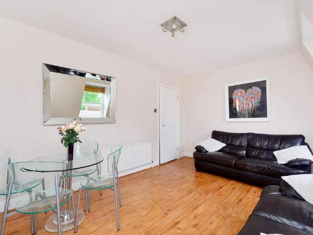 House for rent in Chalk Farm, Primrose Hill
