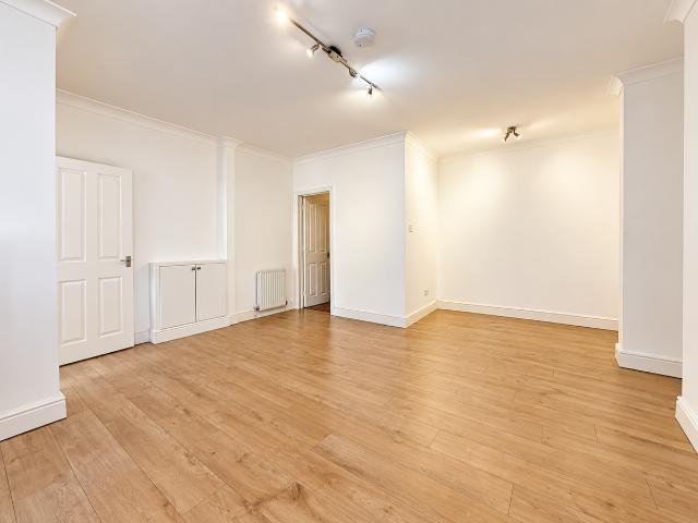 Studio for rent in London Borough of Croydon, Greater London
