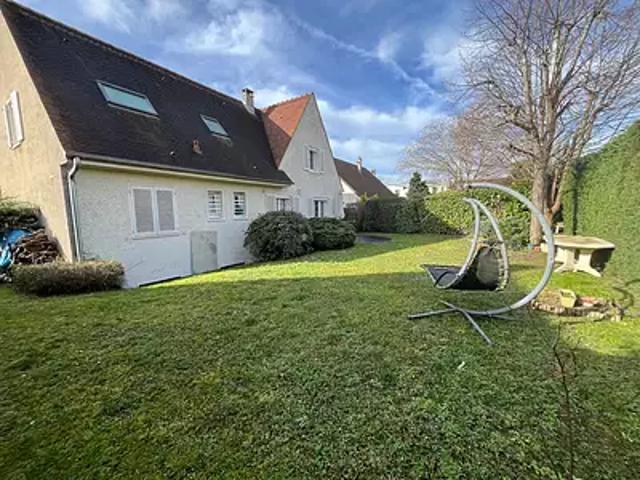 Maison vente à Saint-Germain-en-Laye, Croissy-sur-seine