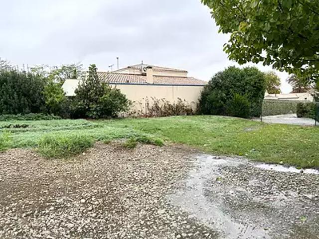 Terrain vente à La Rochelle, Croix-chapeau