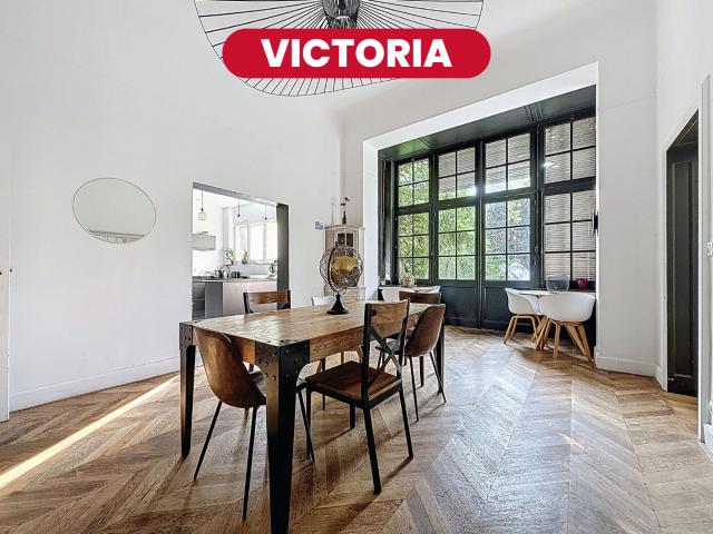 Maison vente à Lille, Croix