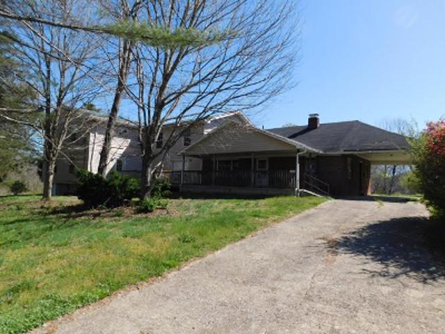 House for sale in Williamsburg, Kentucky