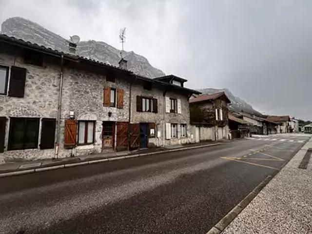Maison vente à Grenoble, Crolles