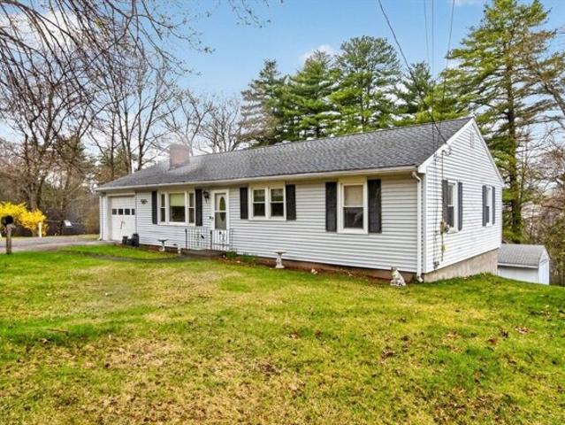 House for sale in Clinton, Massachusetts
