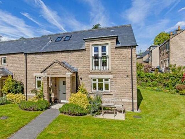 House for sale in Froggatt, East Midlands