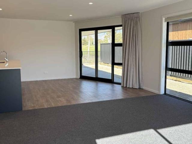House for rent in Otakou