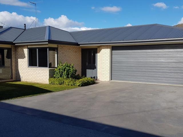 House for rent in Otakou