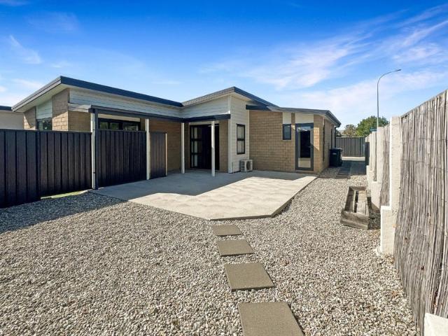 House for rent in Otakou
