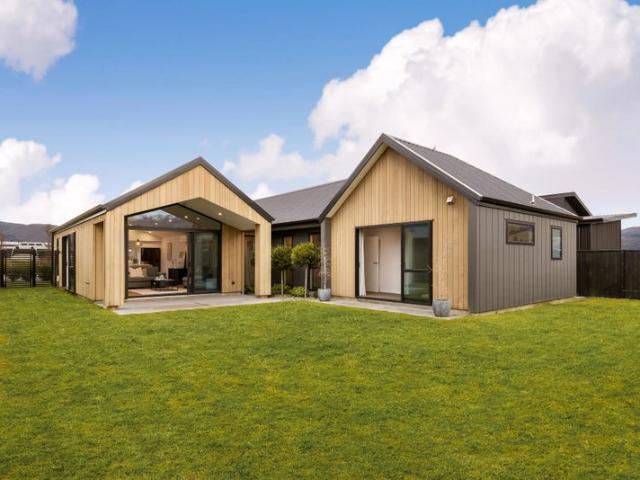 House for rent in Otakou