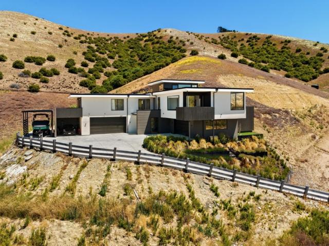 House for rent in Otakou