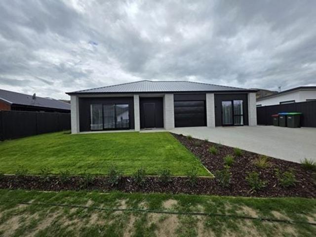 House for rent in Otakou