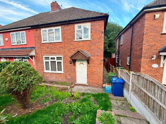 House for rent in Dixon's Green, West Midlands