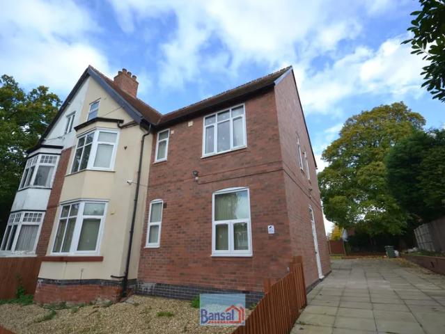 Apartment for rent in Westwood Heath, West Midlands