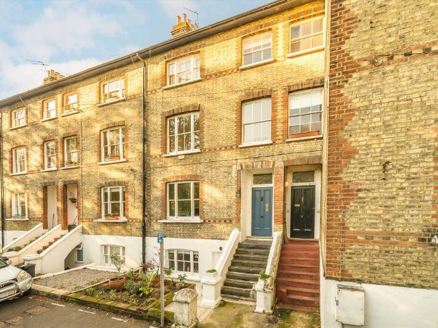 House for rent in London Borough of Richmond upon Thames, Greater London