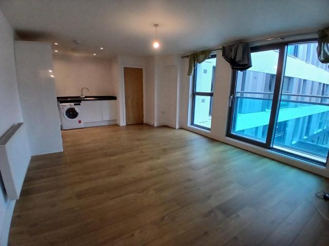 Apartment for rent in Red Hill, Surrey