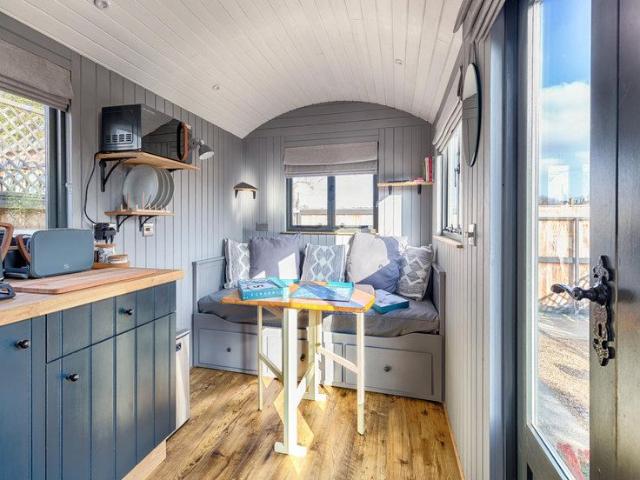 House for rent in Thurston Park, The Bridge
