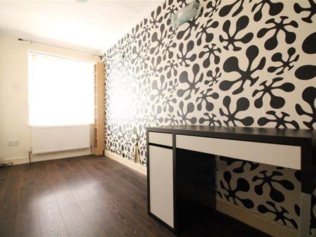 House for rent in Hayes, Gould's Green