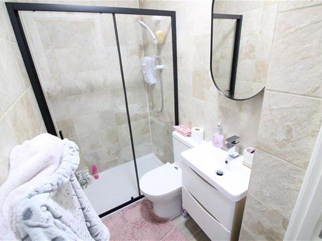 Studio for rent in London Borough of Hounslow, Cat Hill