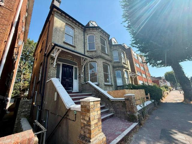 Apartment for rent in Portslade by Sea, Hove