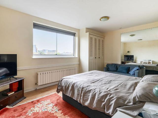 Studio for rent in Royal Borough of Kensington and Chelsea, Greater London