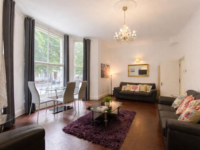 Apartment for rent in Earl's Court, Greater London