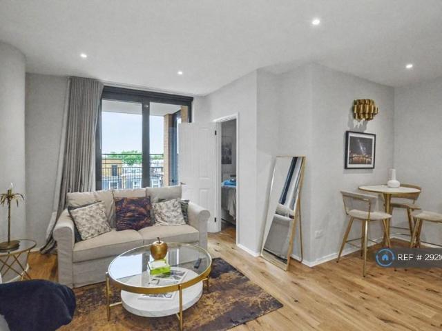 Apartment for rent in South Kensington, Greater London