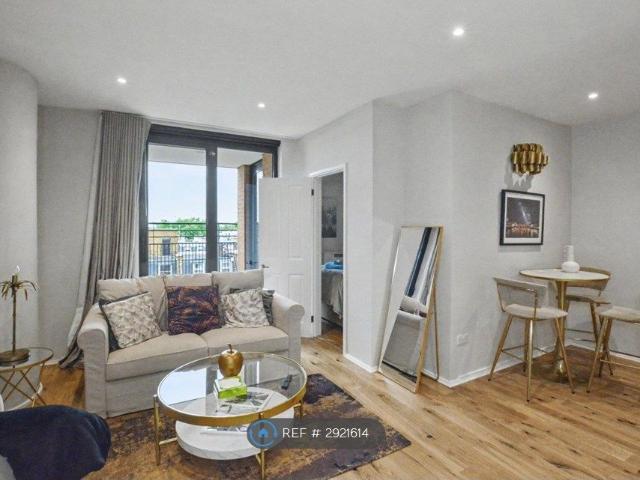 Apartment for rent in South Kensington, Greater London