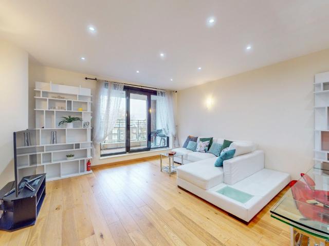 Apartment for rent in South Kensington, Greater London
