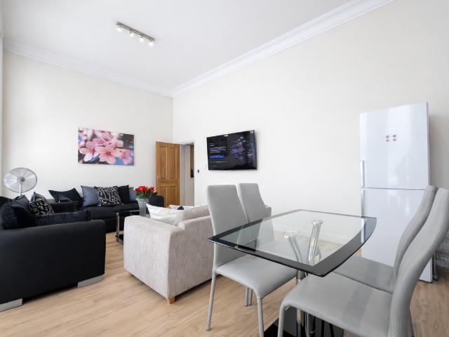 Apartment for rent in South Kensington, Greater London